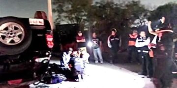 Camioneta volcada Luis Donaldo Colosio
