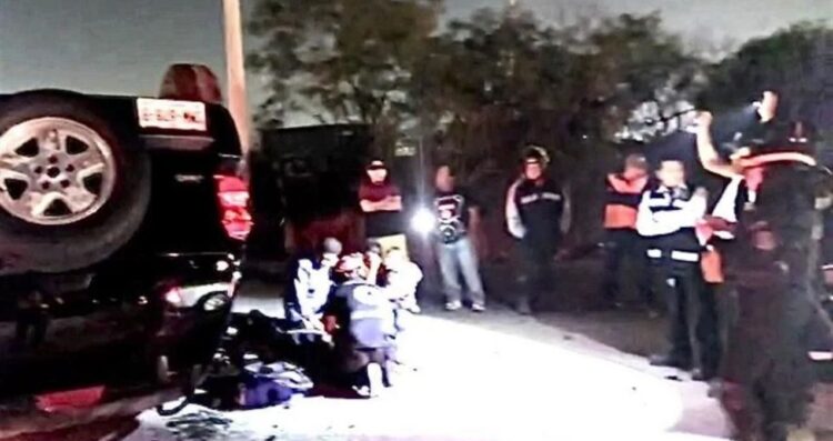 Camioneta volcada Luis Donaldo Colosio