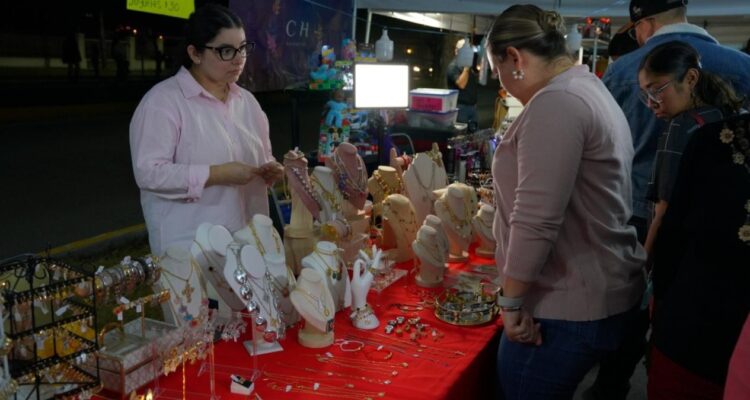 bazar navideño Nuevo Laredo