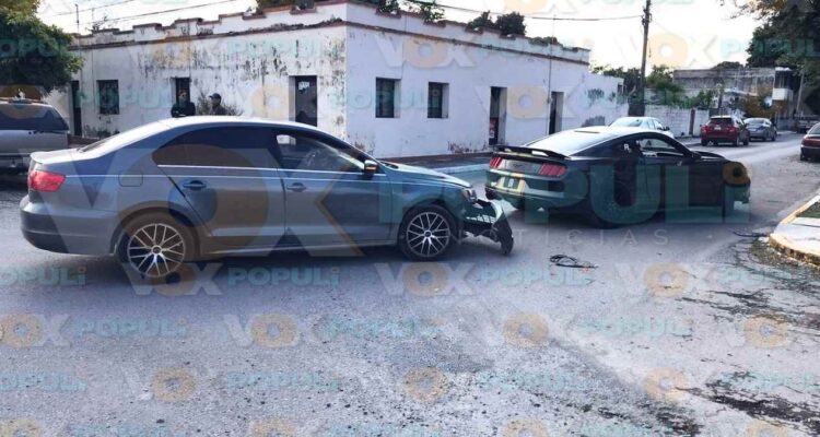 choque con auto deportivo en Ciudad Victoria