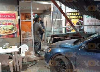choque contra carretón de tacos en Victoria