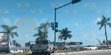 choque entre camioneta y tráiler en Tampico