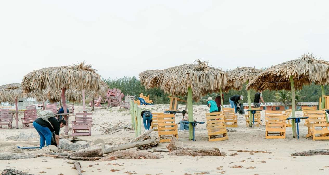 Limpieza permanente de playas en Tamaulipas se mantiene