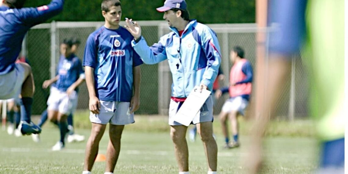 salida Chicharito Hernández