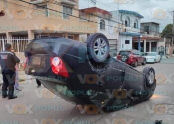 volcadura colonia las américas tampico