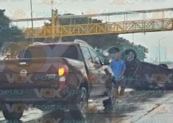 volcadura de camioneta hoy en Altamira
