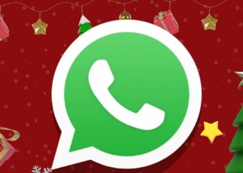 ¿Cómo puedo programar mensajes navideños en WhatsApp para no olvidar a nadie