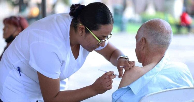 ¿Cuáles vacunas aplica la Secretaría de Salud de México en temporada invernal