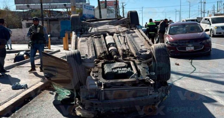 Accidente vial en bulevar Hidalgo