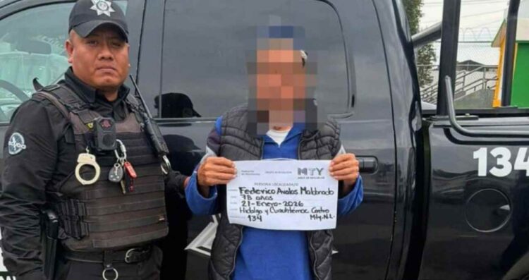 Adulto extraviado en Monterrey
