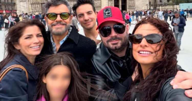 Aislinn Derbez reflexiona tras un 2025 marcado por pérdidas personales