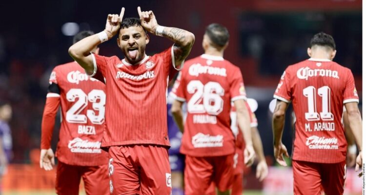 Alexis Vega sueldo Chivas