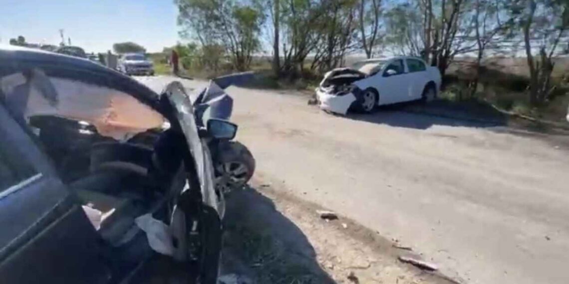 Aparatoso choque en el Ejido La Gloria en Matamoros, Tamaulipas, deja una menor sin vida