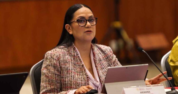 Ariadna Montiel coordina con IMSS Bienestar credencialización del Servicio Universal de Salud