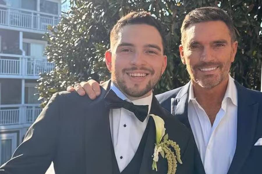 Así fue el tierno discurso de Julián Gil en la boda de su hijo 
