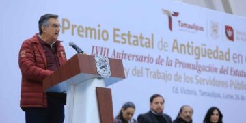 Aumento salarial y pensiones seguras garantiza Américo Villarreal a las y los trabajadores del Estado