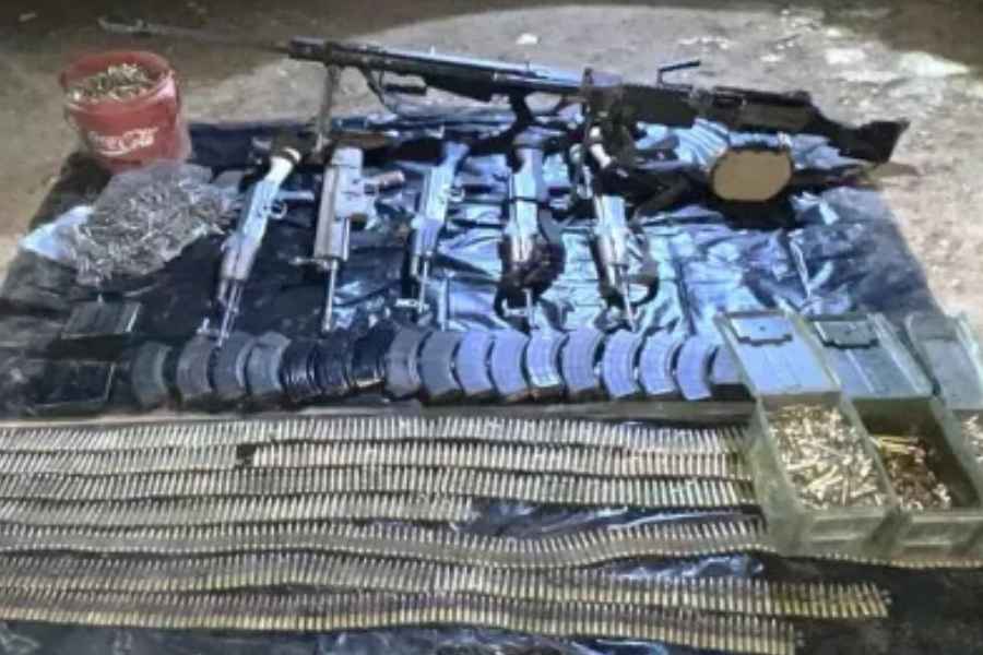 Autoridades aseguraron equipo táctico y armas largas en Guachochi, Chihuahua