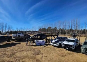 Autoridades aseguraron equipo táctico y armas largas en Guachochi, Chihuahua