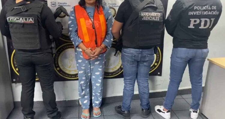 Autoridades detuvieron en Tlajomulco a mujer buscada por asesinato en la Ciudad de México