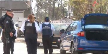 Autoridades localizaron auto ligado a la muerte de un motociclista en Iztapalapa