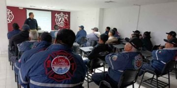 Bomberos de Nuevo Laredo, Tamaulipas, refuerzan su preparación con capacitación especializada en seguridad