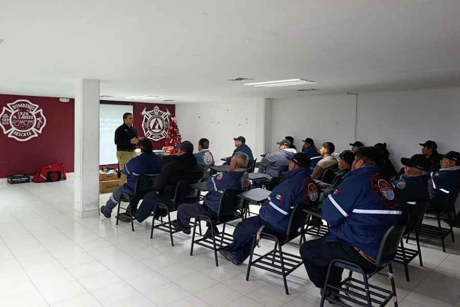 Bomberos de Nuevo Laredo, Tamaulipas, refuerzan su preparación con capacitación especializada en seguridad