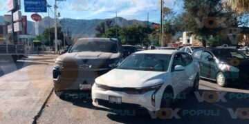 Choque en Victoria farmacia