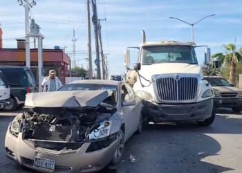 choque en cadena Nuevo Laredo