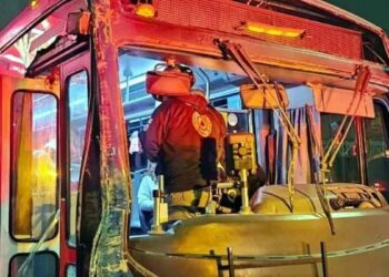 Choque transporte público en Escobedo