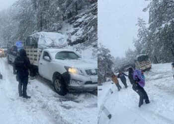 Cierran carretera en Chihuahua