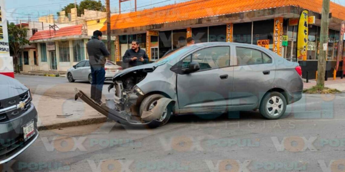 Conductor choque en Ciudad Victoria