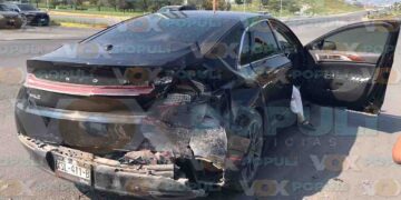 Conductor distraído provoca fuerte choque por alcance en libramiento de Ciudad Victoria, Tamaulipas