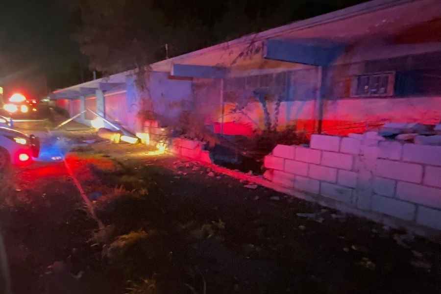 Conductor queda herido tras perder el control y volcarse en Guadalupe Victoria, Nuevo León