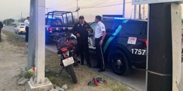 Conductor se da a la fuga tras arrollar a motociclista en Apodaca, Nuevo León