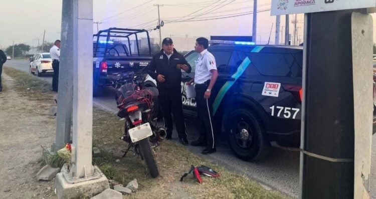 Conductor se da a la fuga tras arrollar a motociclista en Apodaca, Nuevo León