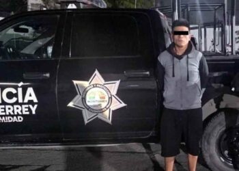 Detienen a joven en Monterrey