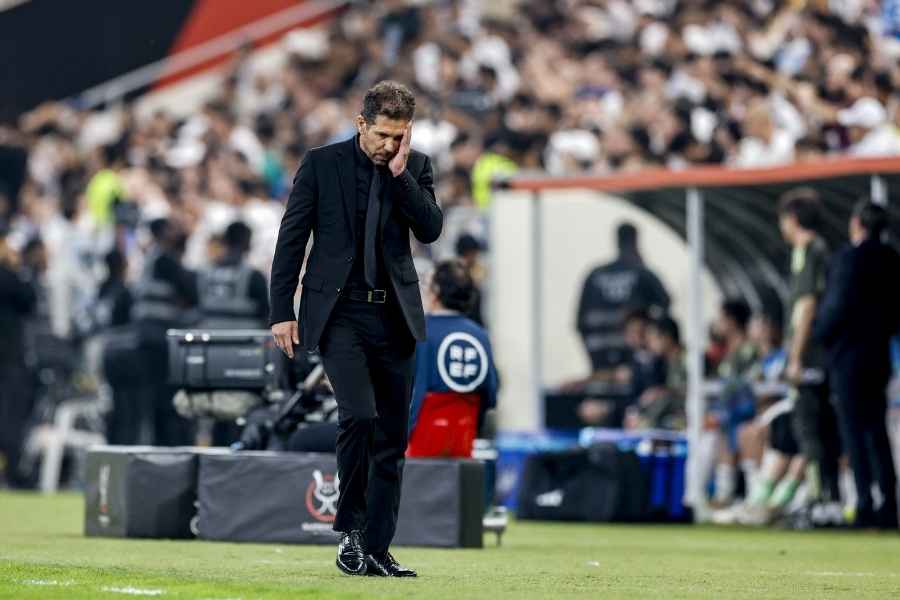 'El Cholo' Simeone pide perdón a Vinicius y al Real Madrid tras su polémico cruce en la Supercopa