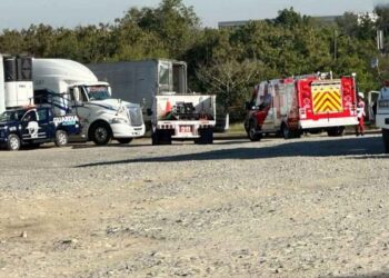 Empleado muere tras caerle encima una caja de tráiler en Allende, NL