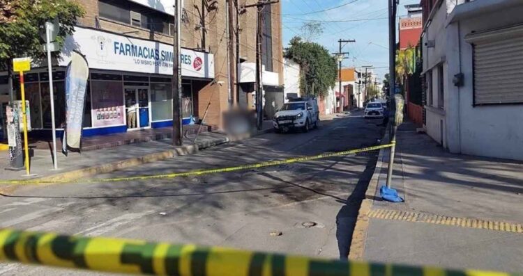 hombre sin vida farmacia Monterrey