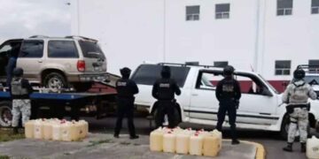 Enfrentamiento en Acaxochitlán, Hidalgo, termina con detenidos y 800 litros de hidrocarburo asegurados