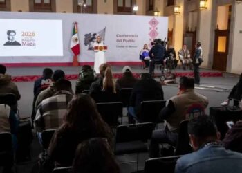 Está temblando Así fue el momento en el que Sheinbaum interrumpió su conferencia por sismo de magnitud 6.5