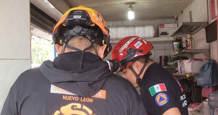 Explota tanque en taquería de Monterrey
