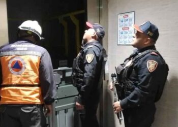 Falla elevador en la Benito Juárez