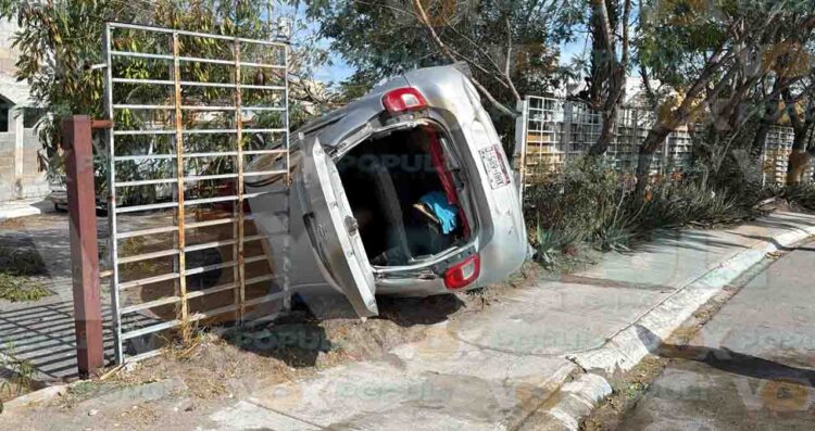 Familia resulta herida tras sufrir volcadura en Reynosa, Tamaulipas