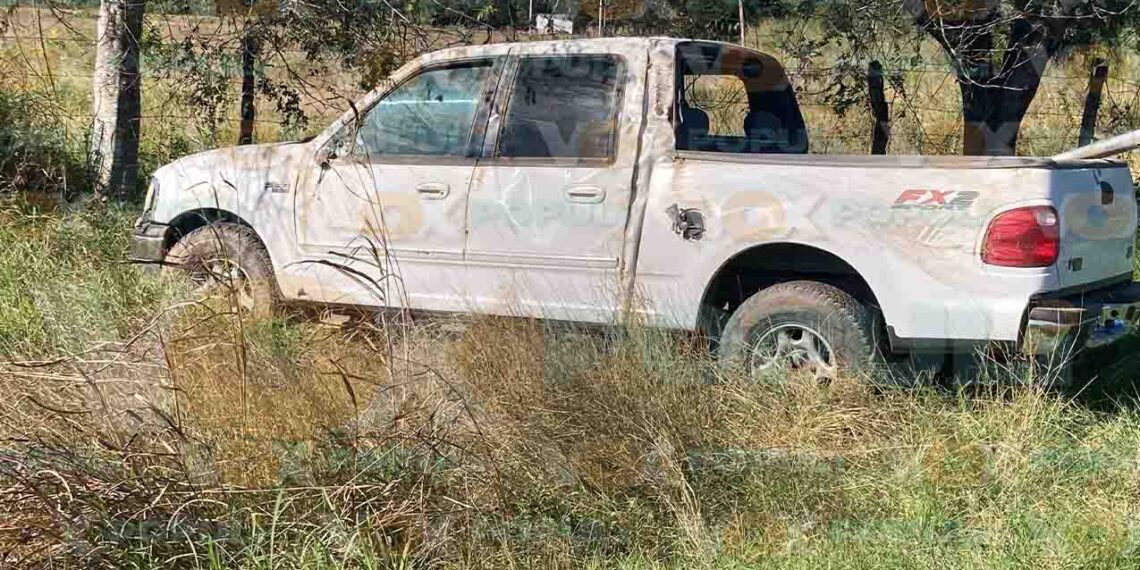 Familia vuelca tras pasar un tope a exceso de velocidad en la Interejidal de Ciudad Victoria, Tamaulipas