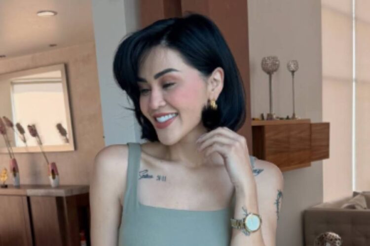Gomita sorprende con nuevo look y recibe elogios de sus fans