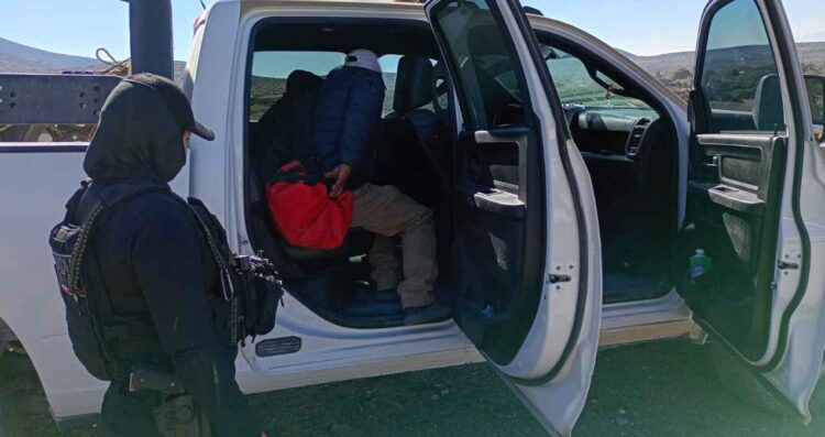 Guardia Estatal rescata a pareja