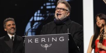 Guillermo del Toro revela que falleció su hermano en plena premiación
