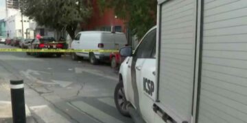 Hallan sin vida a hombre en la Alameda Mariano Escobedo en Monterrey, NL