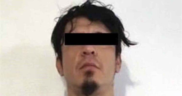 Hombre es detenido en Santa Catarina